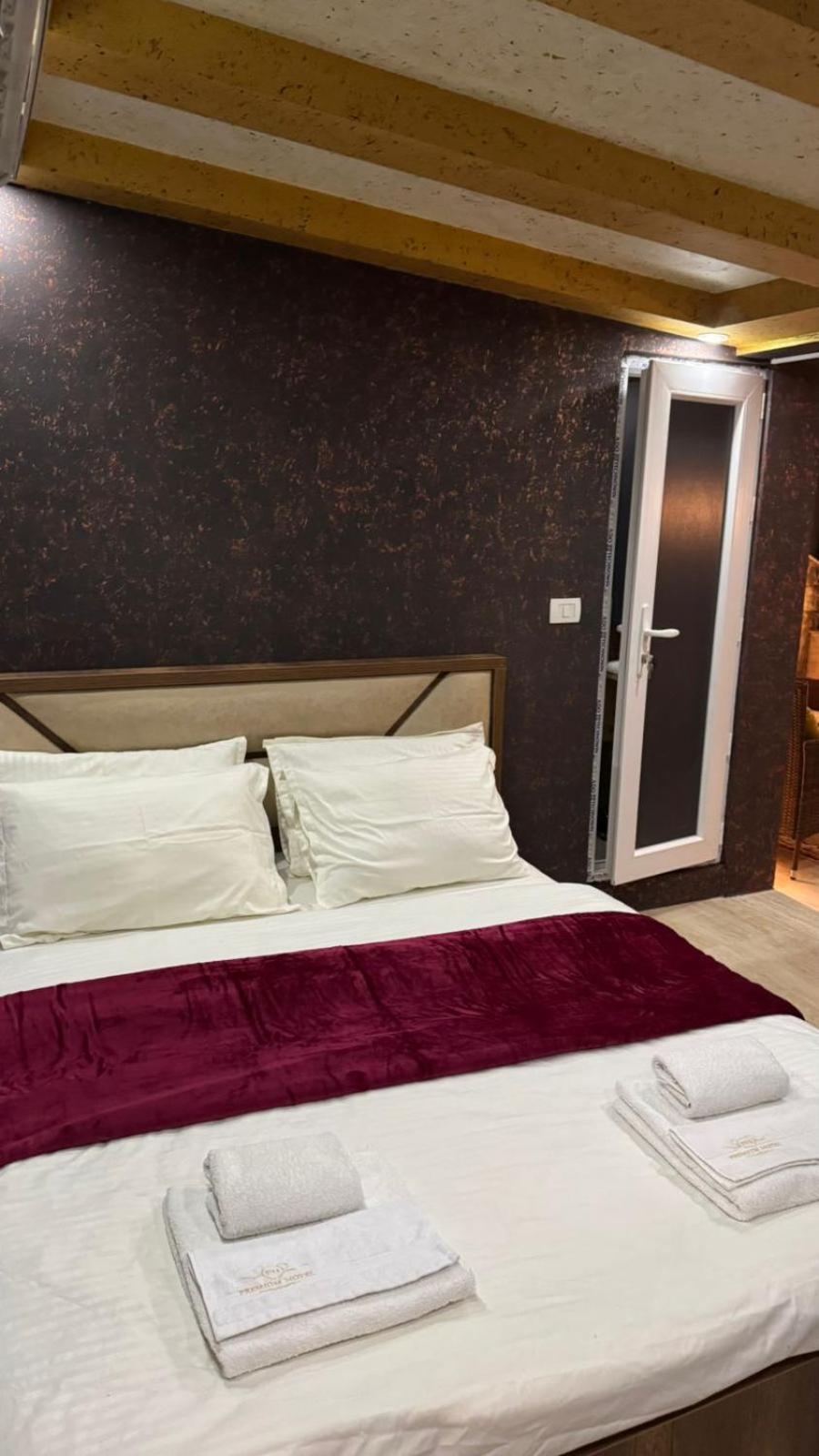 Hotel Premium Priştine Dış mekan fotoğraf